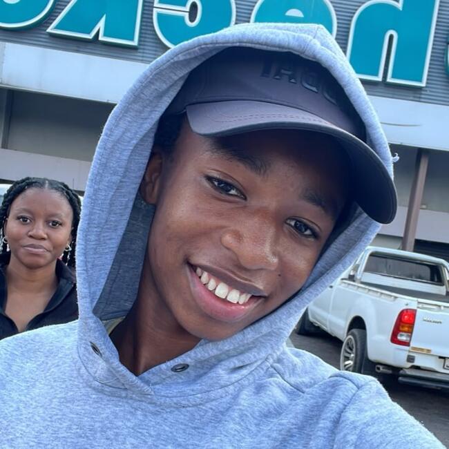 Babysitter in Phalaborwa: Divine