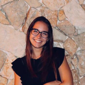 Babysitter em Batalha: Adriana