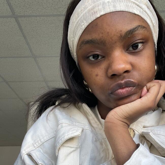 Babysitter in Meaux: Emmanuella