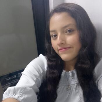 Babysitter in Guayaquil: Amy
