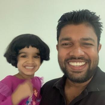 Babysitter in Waga: Nirmal