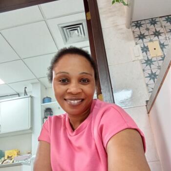 Nanny in Riyadh: Nancy
