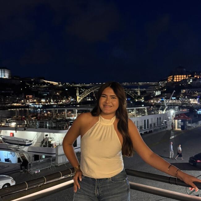 Babysitter in Vila Nova de Gaia: Sofia