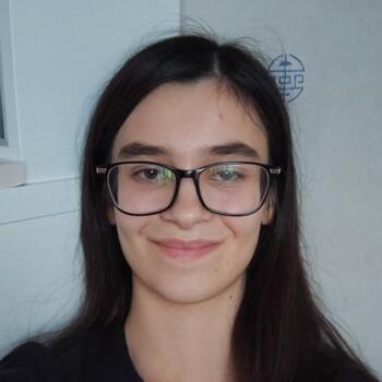 Baby-sitter à Tours: Lea