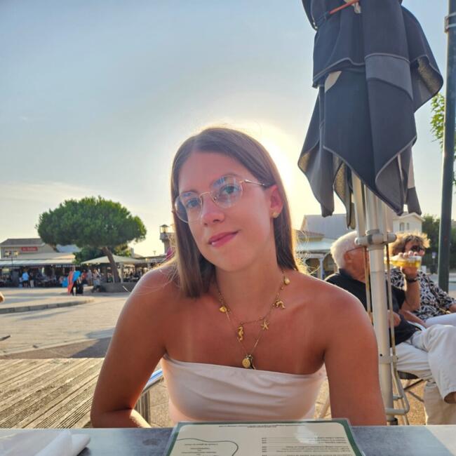 Babysitter in Bourges: Lauapostrophe