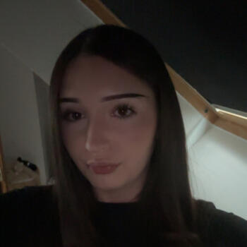 Babysitter in Bois-Guillaume: Alix