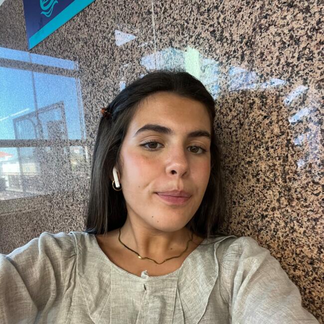 Babysitter in Lisbon: Carolina