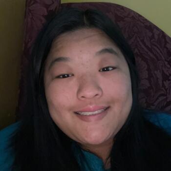 Babysitter in Roanoke: Veronica