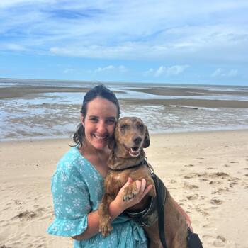 Babysitter Hervey Bay: Cassandra