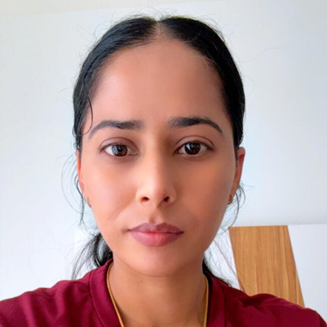 Job de garde d'enfants à Calgary: Sukh