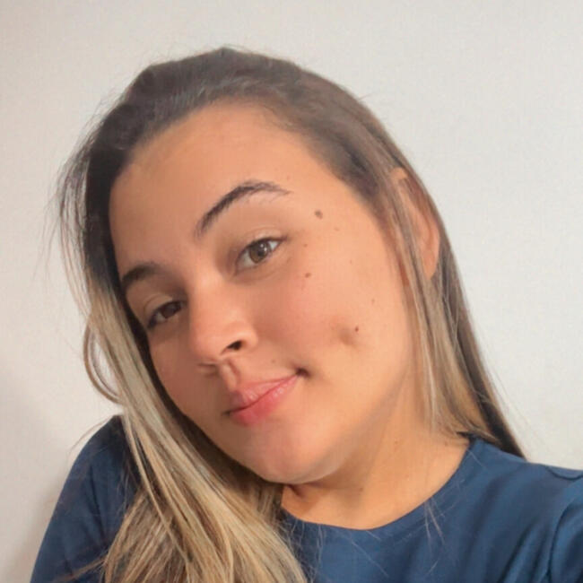 Babysitter in João Pessoa: Emily