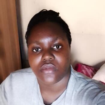 Babysitter in Centurion: Tsakani