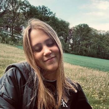 Babysitter in Leuven: Nikita