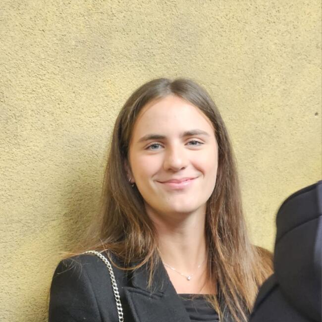 Babysitter a Arese: Camilla