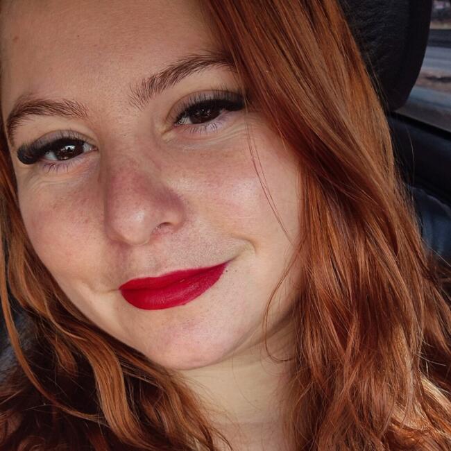 Emprego de babá em Brasília: Michely