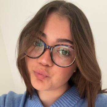 Babysitter in Vannes: Alexandra