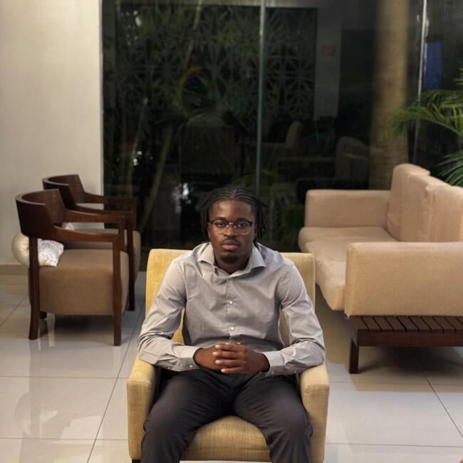 Baby-sitter in Montréal: Dave