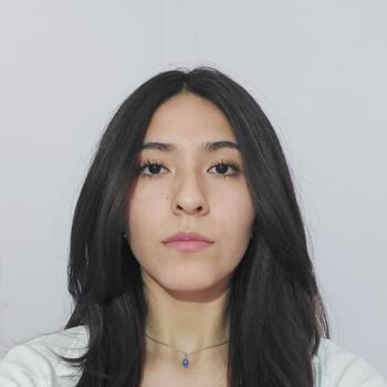 Babysitter in Ciudadela: Lore