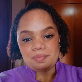 Babysitter Valinhos: Luciana