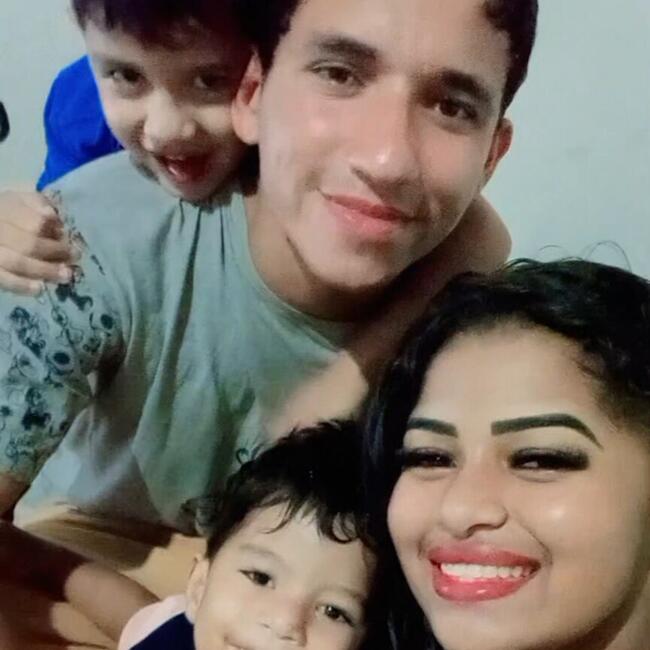 Emprego de babá em Cuiabá: Mateus