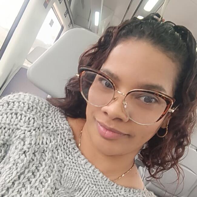 Babysitter in Castellbisbal: Elena