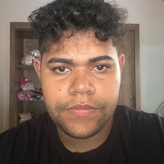 Babysitting job in Encarnación: Jose