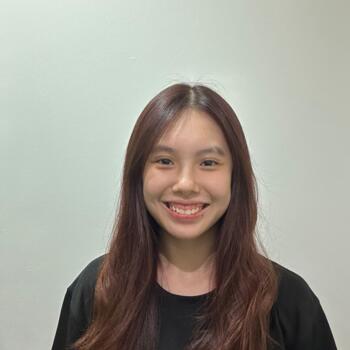 Babysitter in Singapore: Leyi