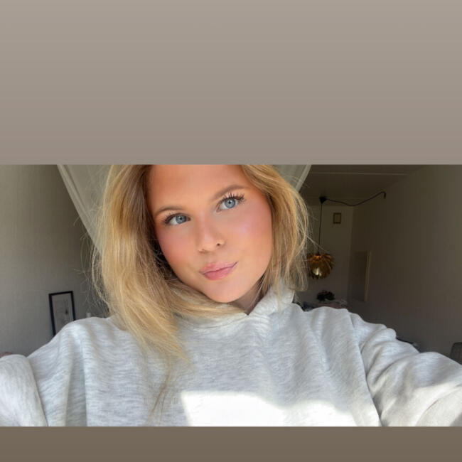 Babysitter in Odense: Amalia mercedes