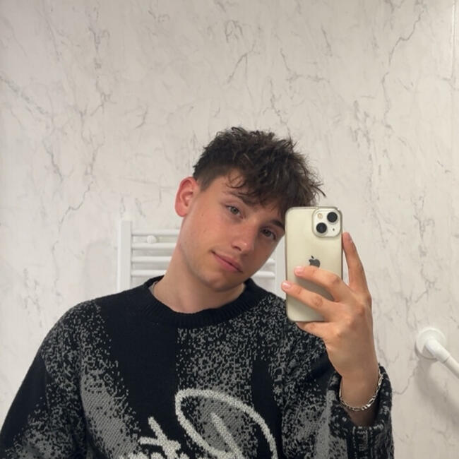 Babysitter in Caen: Killian