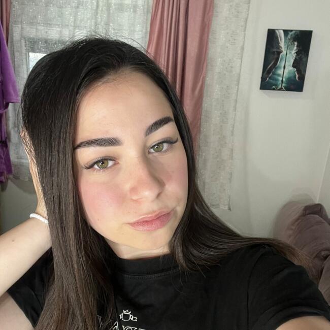Babysitter in Niš: Sara