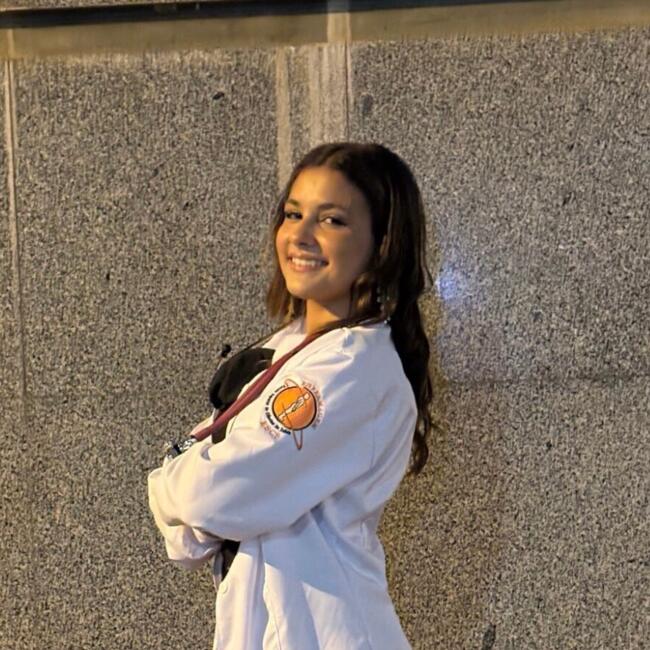 Babysitter in Brasília: Ana Clara