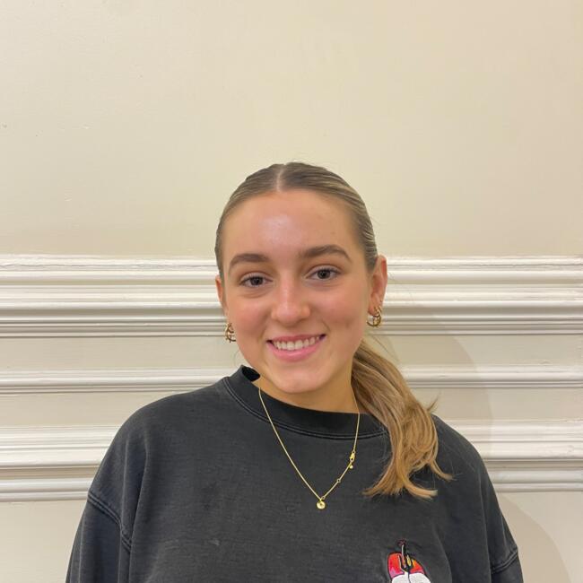 Babysitter in Richmond: Alexa