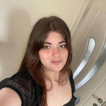 Babysitter Istanbul: Nehir