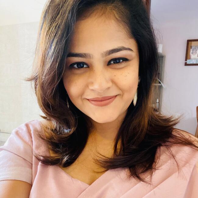 وظيفة جليسة أطفال في الدوحة: Shruthi