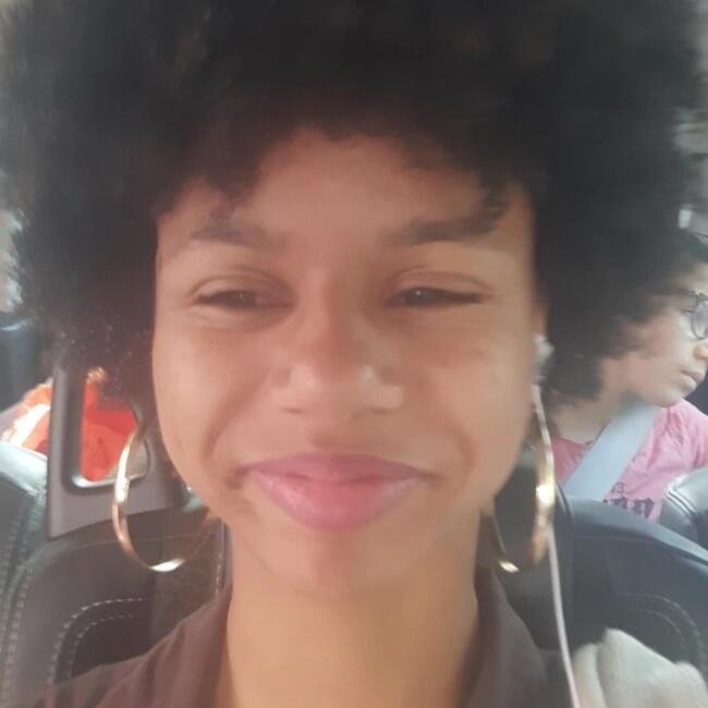 Babysitter in Corbeil-Essonnes: Sarah