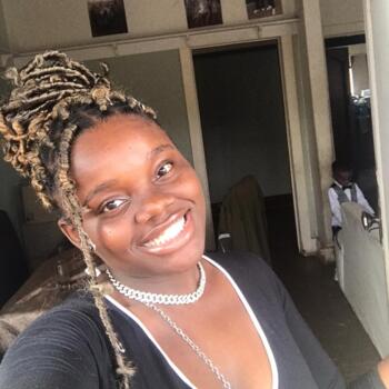 Babysitter in Johannesburg: Davina