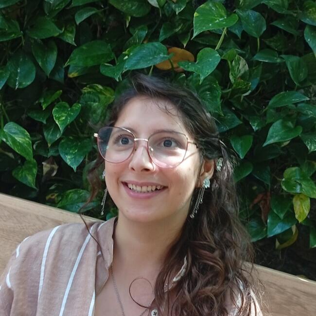 Babysitter in Hurlingham: Solange