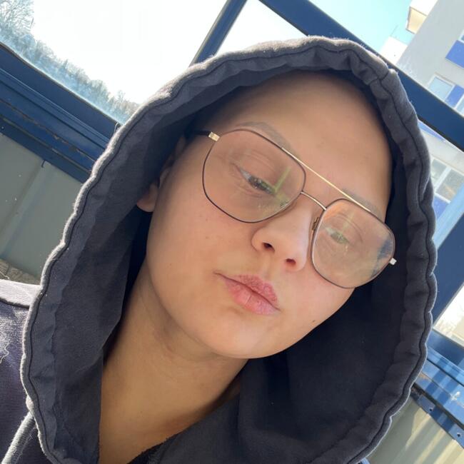 Barnvakt i Falköping: Elin