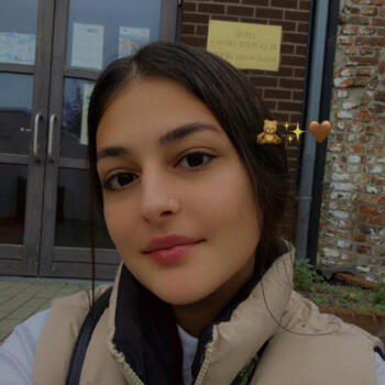 Babysitter in Herstal: Sarah