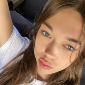 Babysitter in Eltham: Gemma