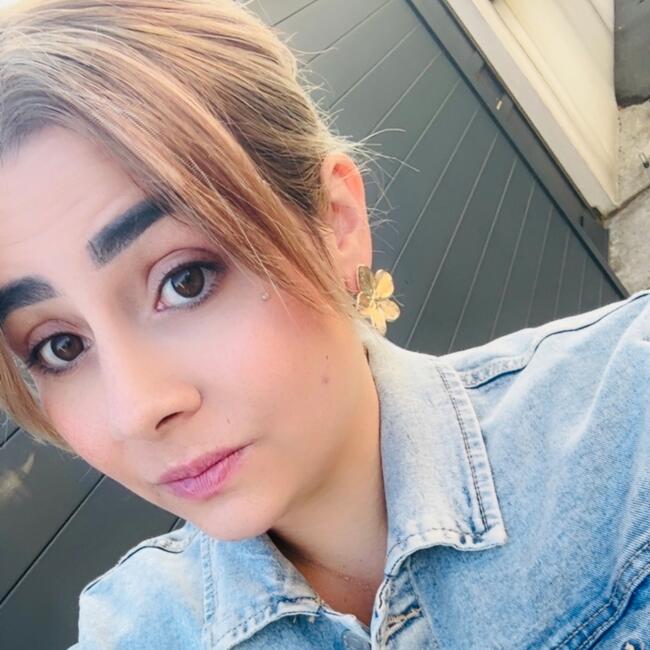 Babysitter in Montrevault: Candyce