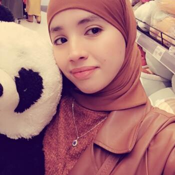 Babysitter in Rabat: Asmae