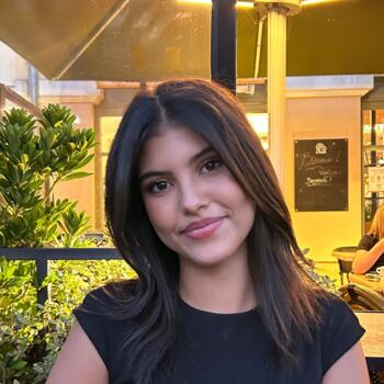 Babysitter Othis: Mayssane