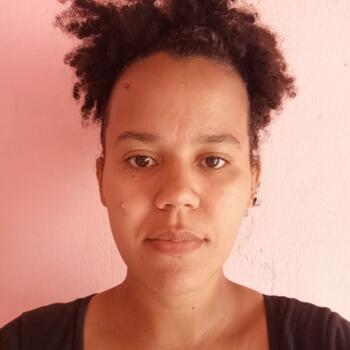 Babysitter Teresina: Aline