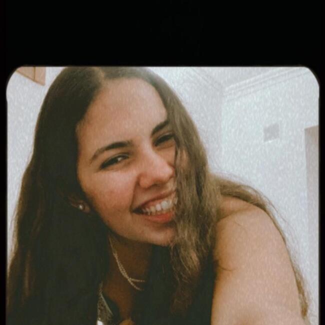 Babysitter in São João da Madeira: Pietra Ferreira