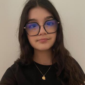 Babysitter Montigny-le-Bretonneux: Laura