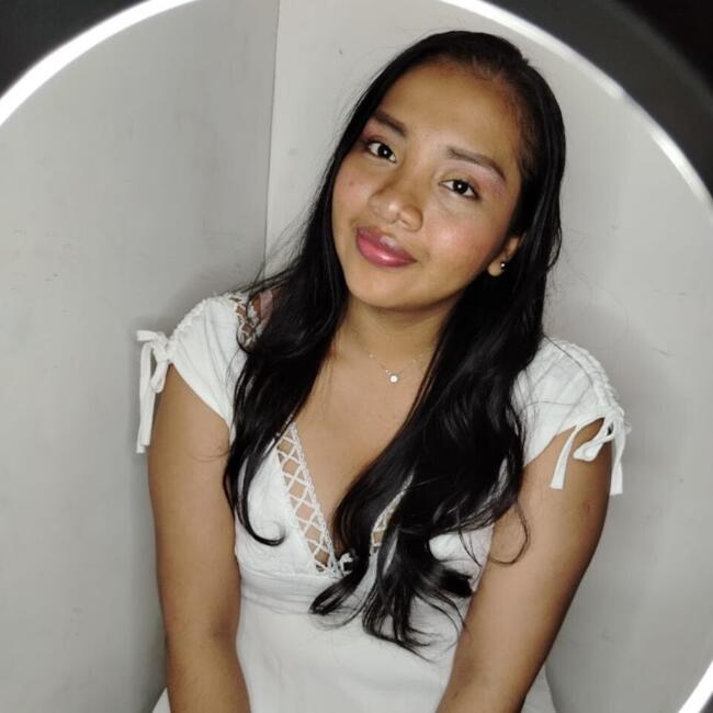 Babysitter in Panama City: Milagros