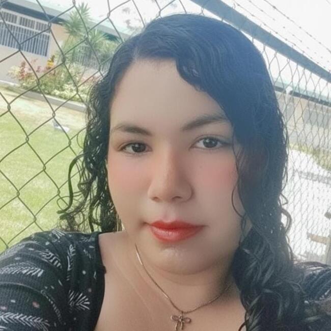 Babysitter in San Antonio de Los Altos: María