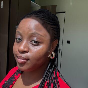 Babysitter Harare: Amanda