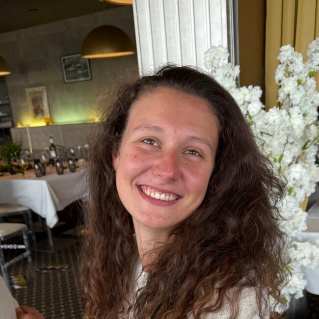 Babysitter in Bordeaux: Alma